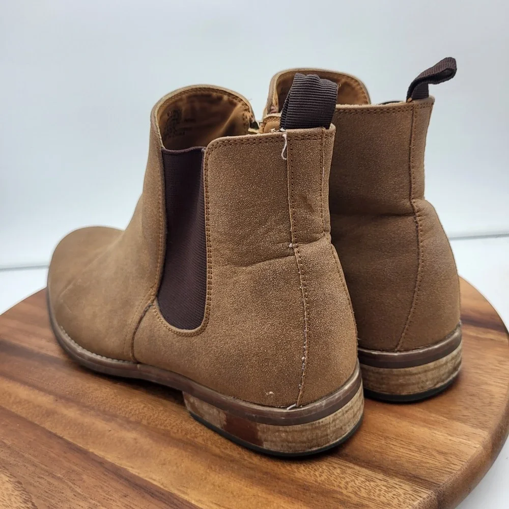 Steve Madden Chelsea Boots Mens Size 12 M Beige Vegan Leather Vince Casual Shoes